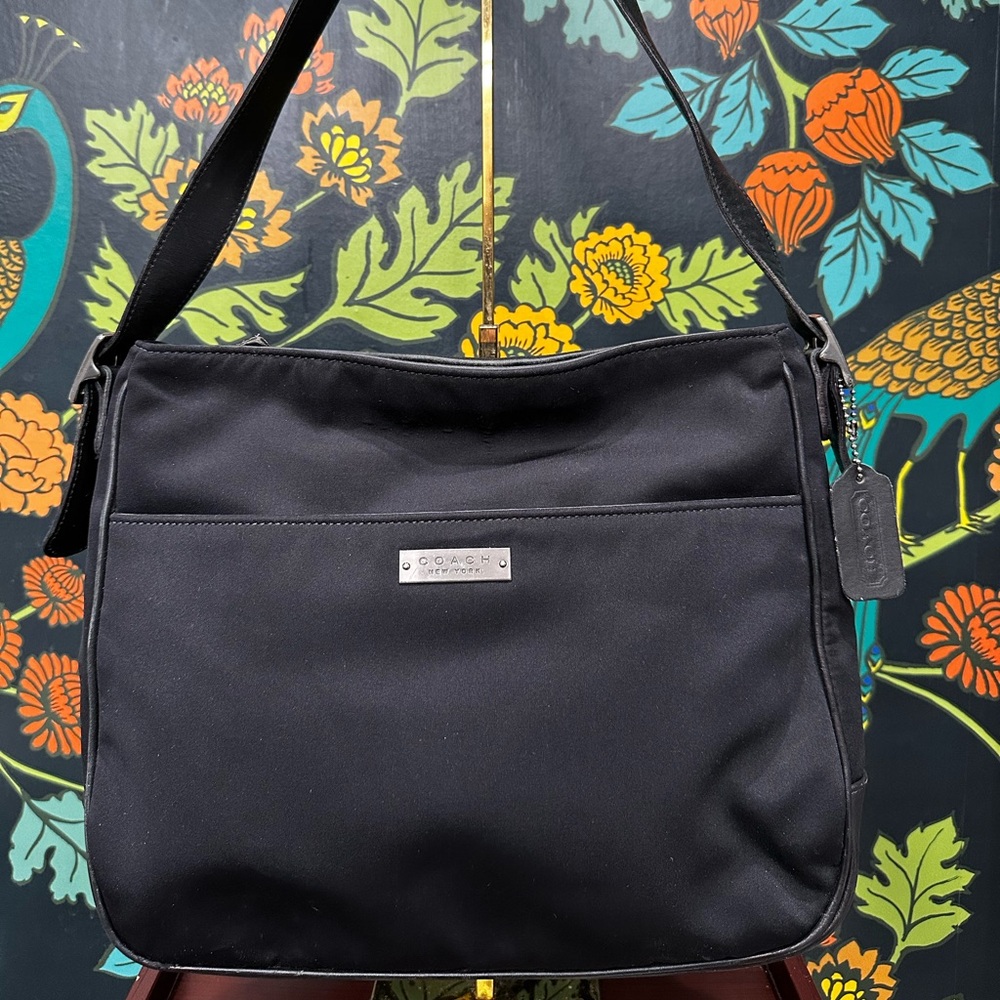 Vintage Coach Black Nylon Shoulder Bag Leather Trim Made in Costa Rica - Picture 4 of 13